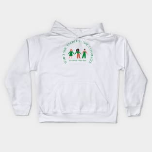 What she tackles, she conquers. In Omnia Paratus - fundraiser Kids Hoodie